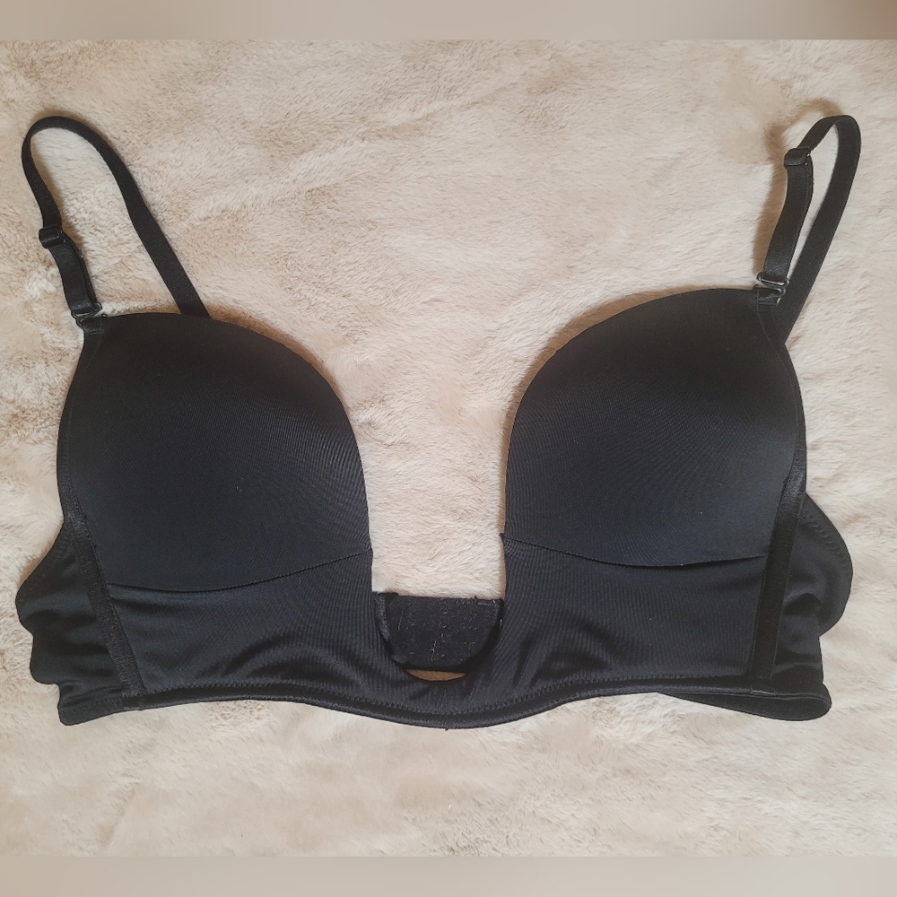 Low cut padded Bra 36C